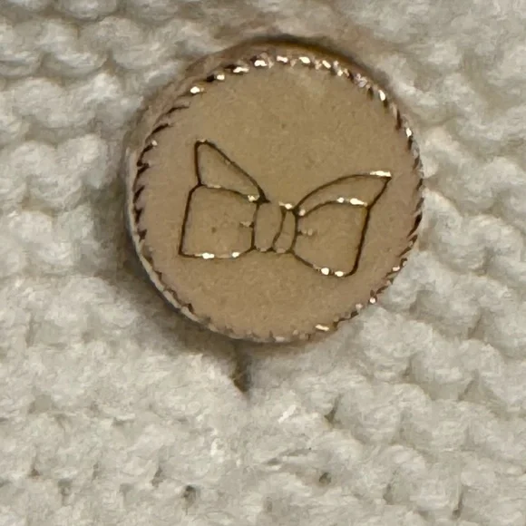 Adorable Cream Knit Baby Romper - Picture 3 of 6